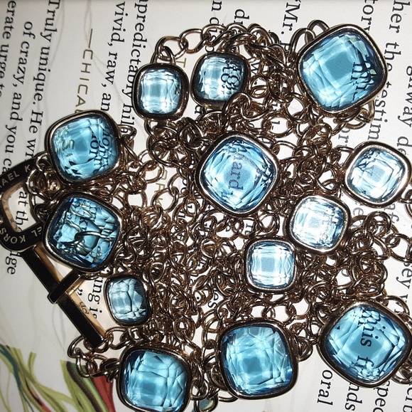 Blue and gold michael kors necklace - Picture 2 of 4